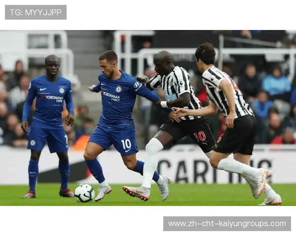 切尔西中场控制力增强，连续抢断改变比赛走势